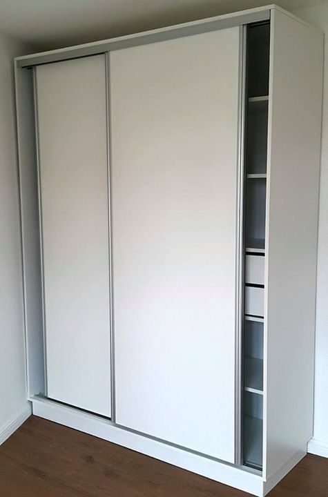 PUERTAS CORREDIZAS PARA ESTANTERIA